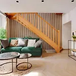 Republique - Cozy Apartment 6P L001