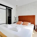 Republique - Cozy Apartment 6P L001